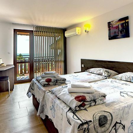 Complex Fichoza Hotel Varna Bagian luar foto