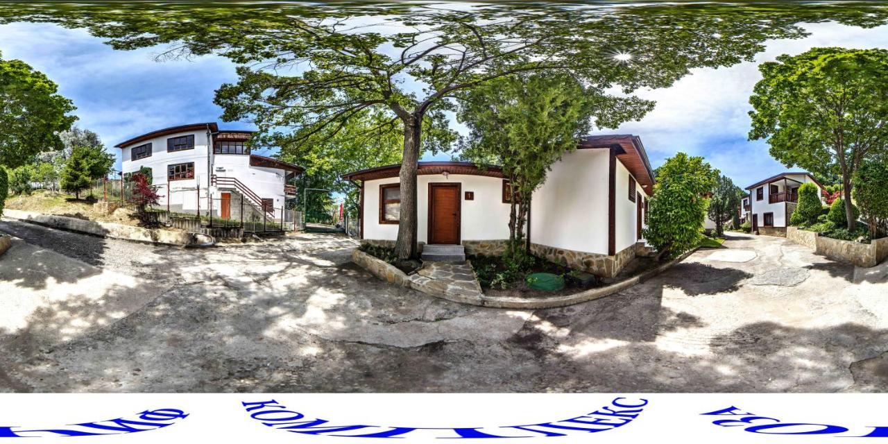 Complex Fichoza Hotel Varna Bagian luar foto