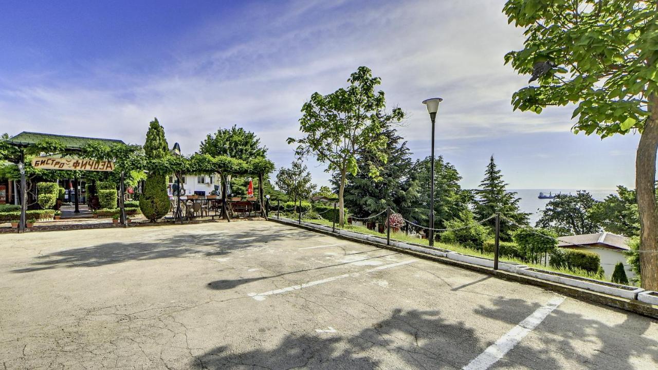 Complex Fichoza Hotel Varna Bagian luar foto