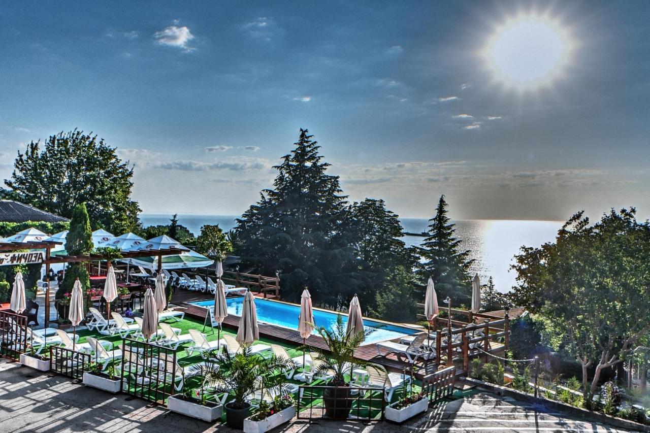 Complex Fichoza Hotel Varna Bagian luar foto