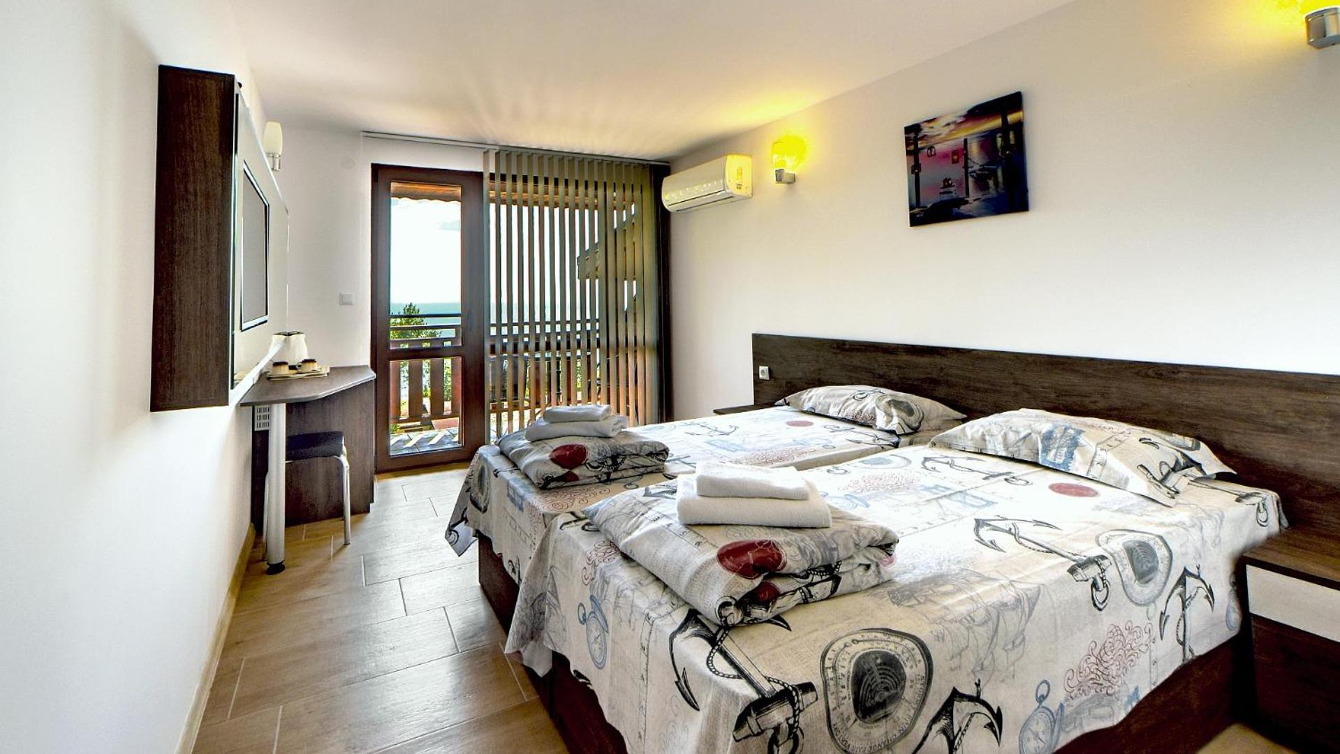 Complex Fichoza Hotel Varna Bagian luar foto