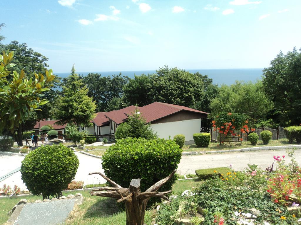 Complex Fichoza Hotel Varna Bagian luar foto