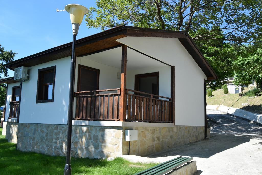 Complex Fichoza Hotel Varna Bagian luar foto