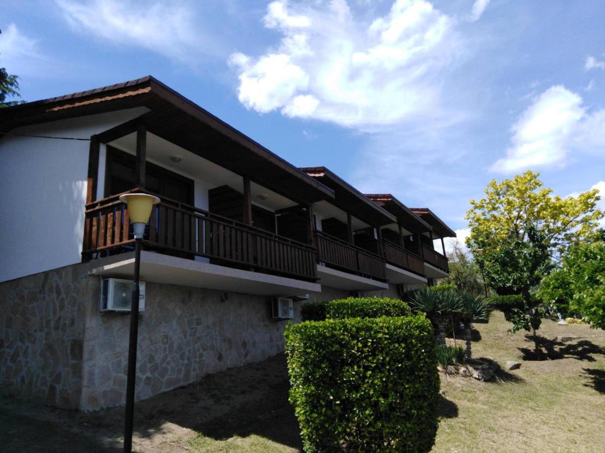Complex Fichoza Hotel Varna Bagian luar foto